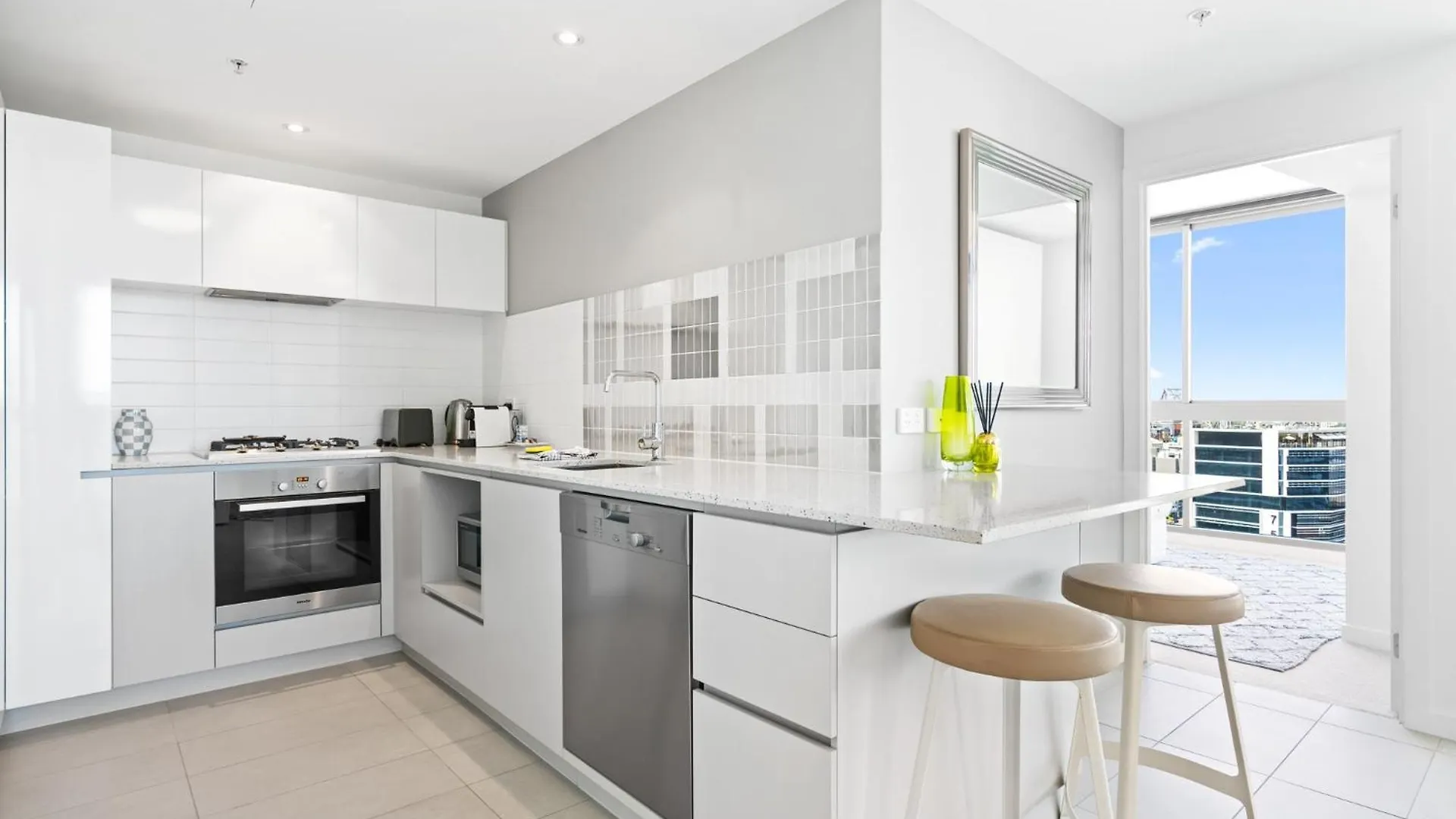 Elegant 2-Bed With Rooftop Dining & Fabulous Views 브리즈번 오스트레일리아